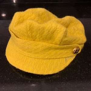 JUICY COUTURE Wool blend Newsboy Hat  Yellow/Gold